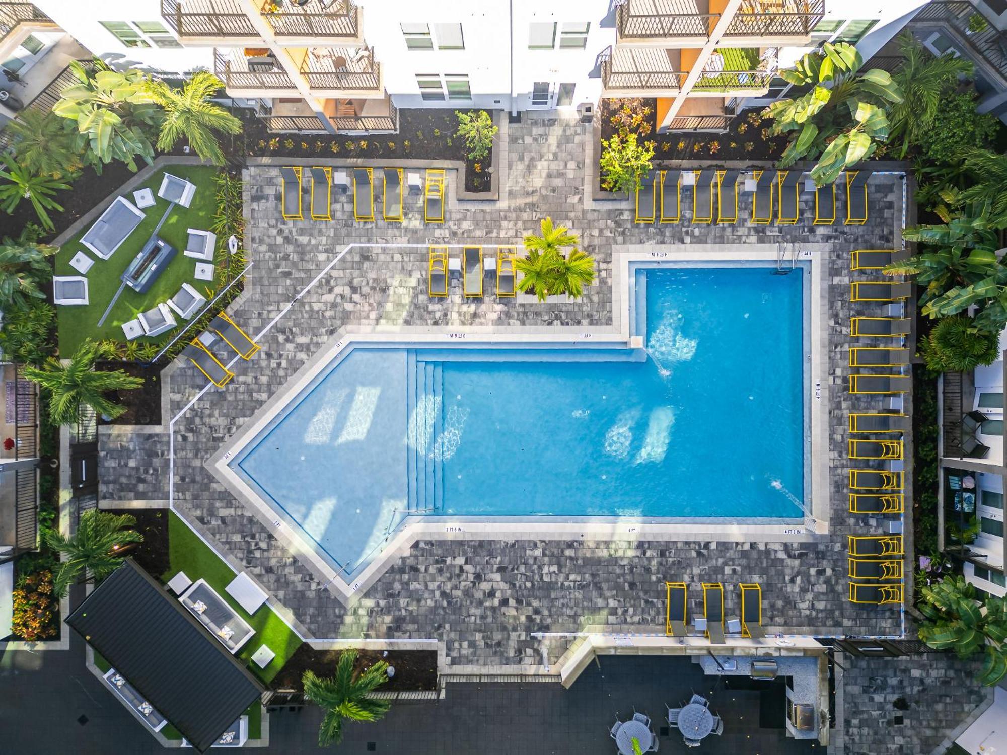 Tropicana Field 1 Bed In Downtown St Pete With Free Parking Sankt Petersburg Exterior foto